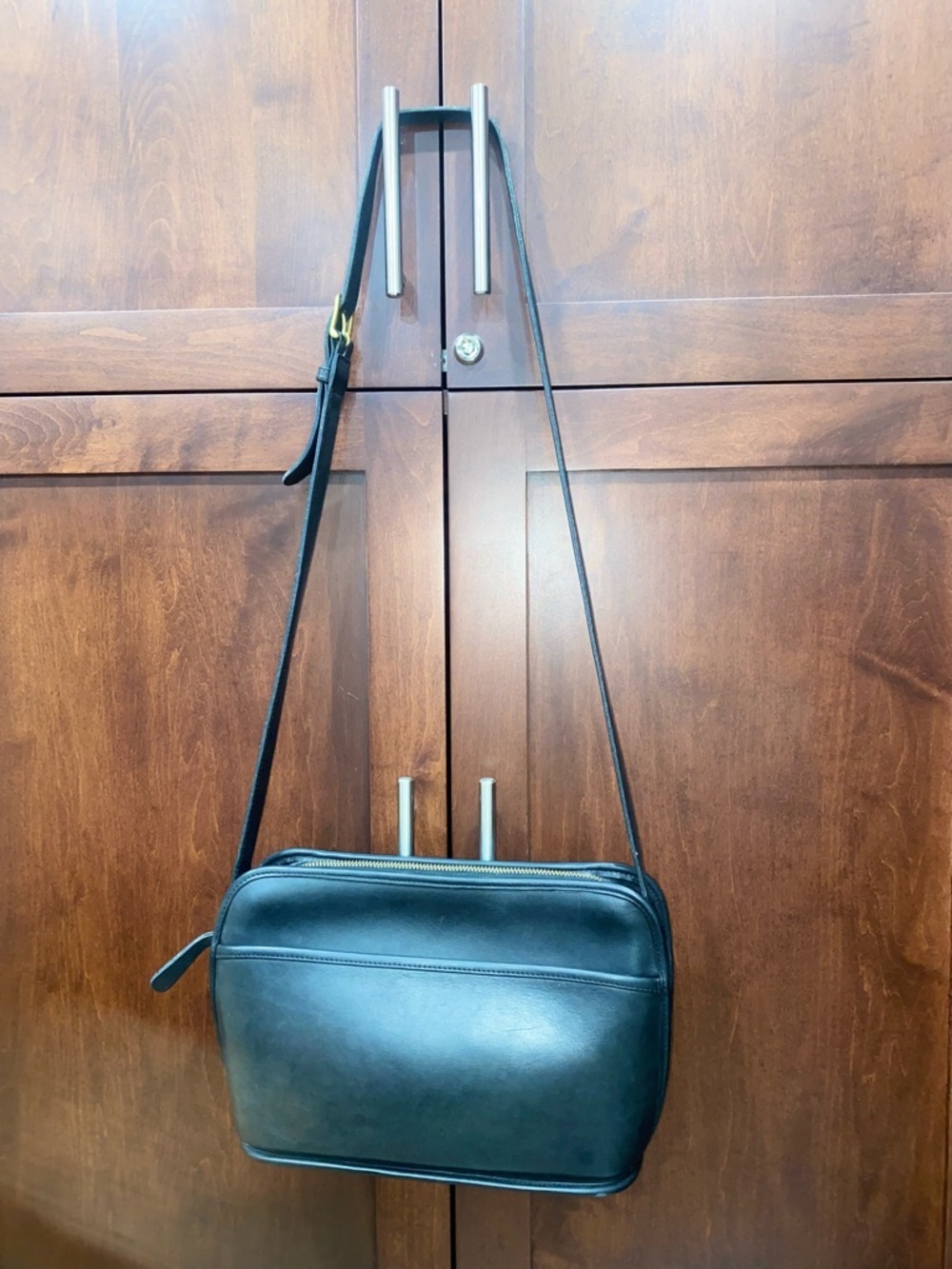 Coach Vintage Black “Oliver” Crossbody Bag GUC